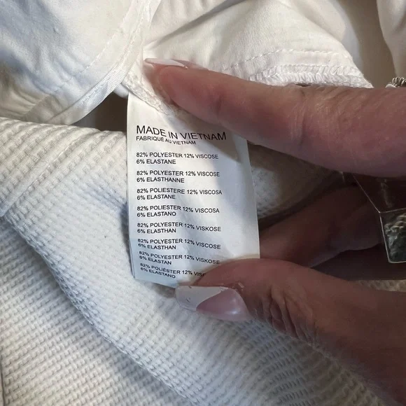 Club Monaco Scalloped Hem White Chino Shorts Women's Size 4 Textured - Picture 7 of 15